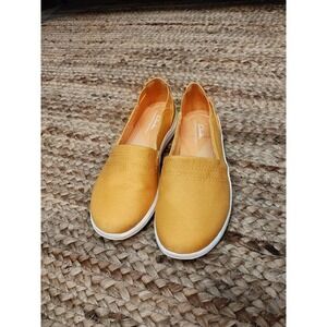 Clarks Cloudsteppers Yellow Canvas Breeze Step Shoes Womens Size 6.5W EU 37 UK 4